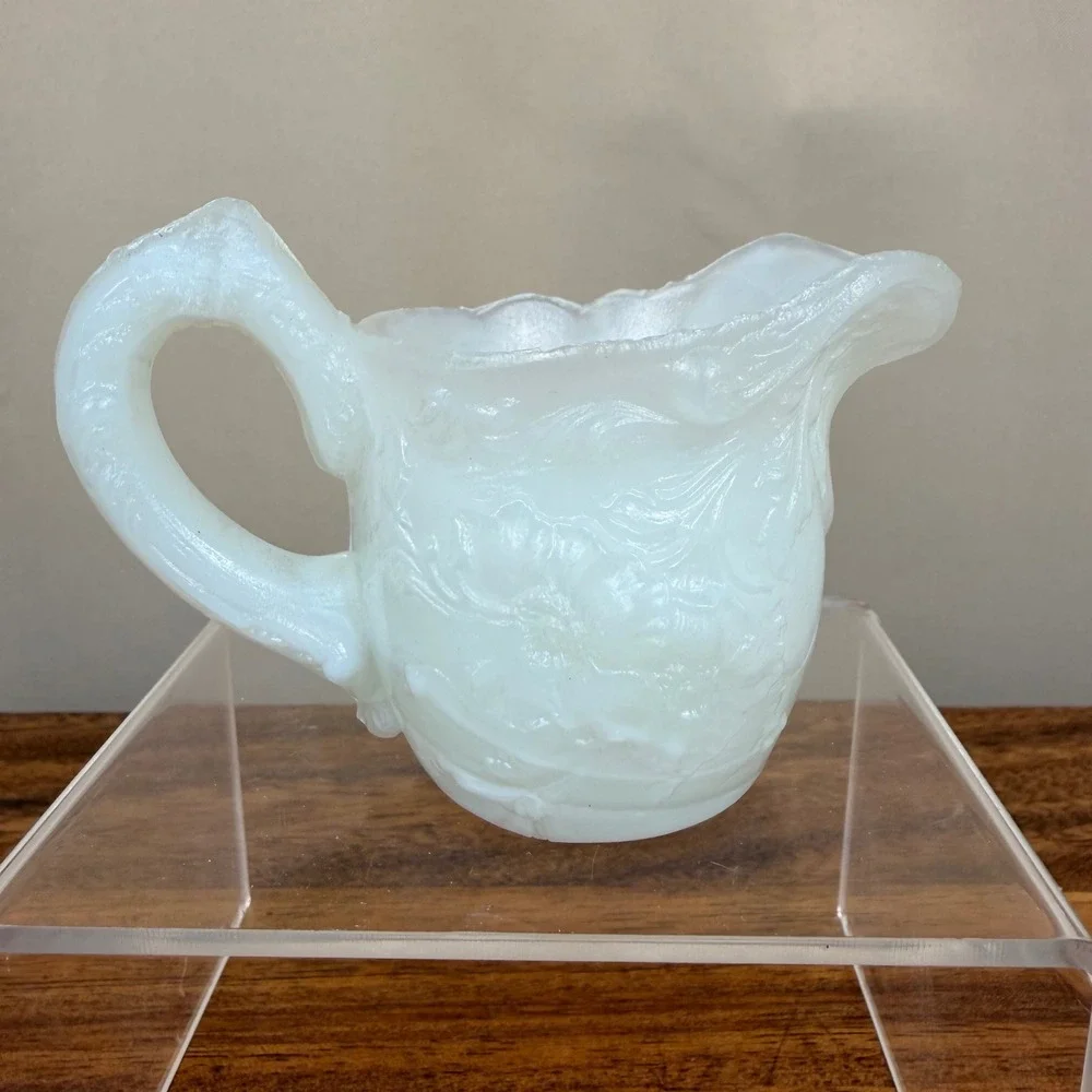 Unbranded vintage milk